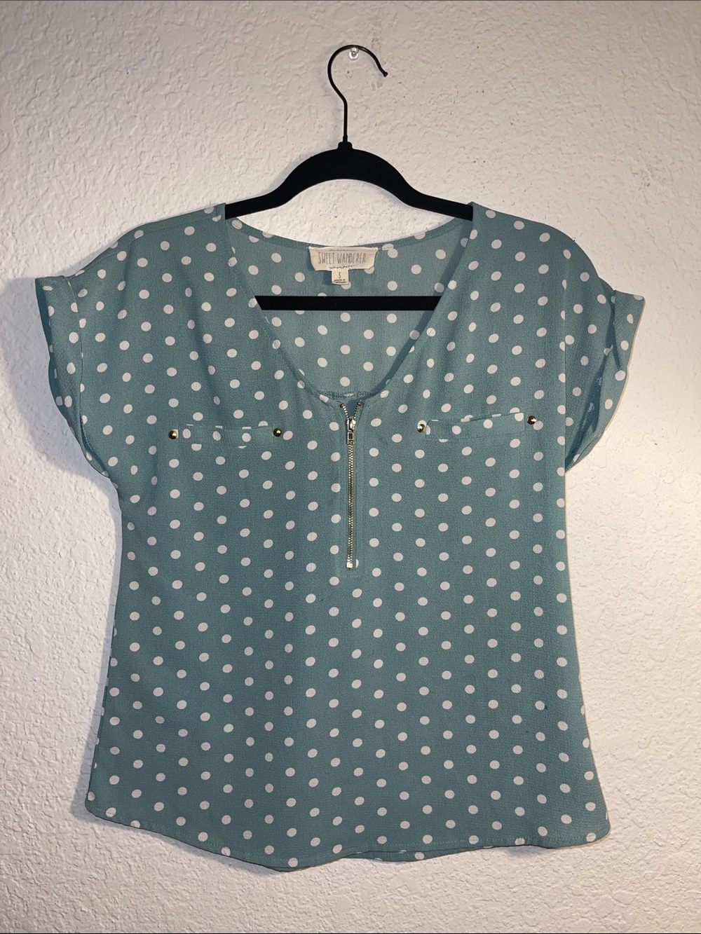Sweet Wanderer Mint Green Polka Dot Zip-Up Blouse Size Small.